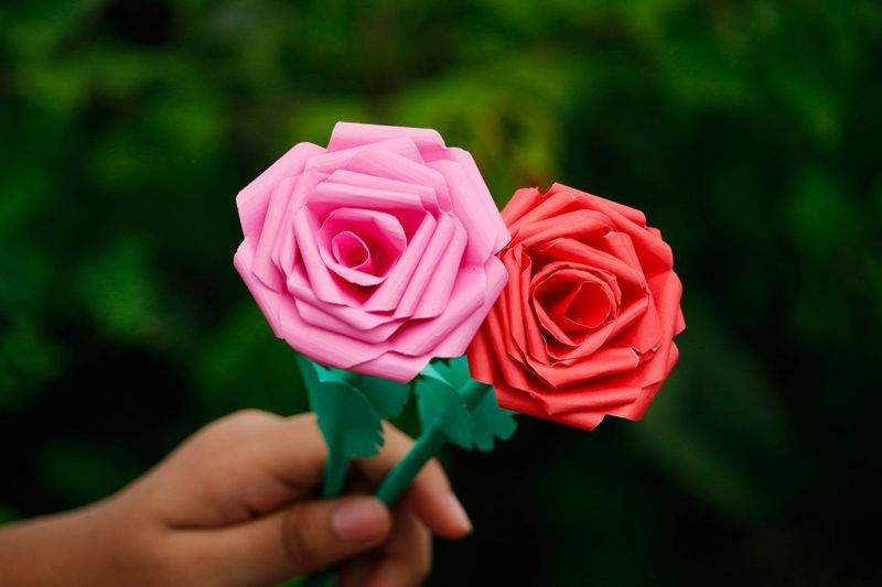 Personlige bryllupsinvitationer med håndlavet quilling